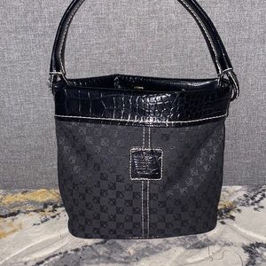 Liz Claiborne Black handbag